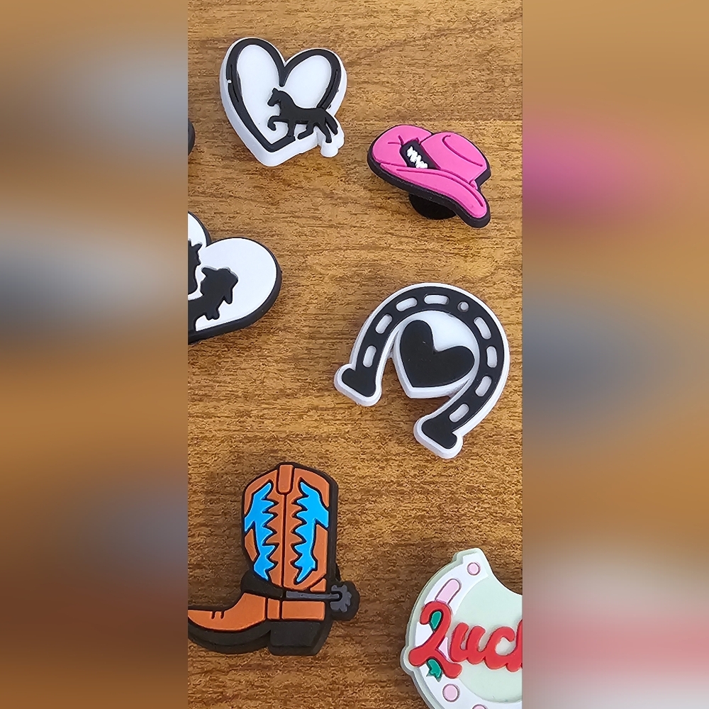 Western-Themed Crocs Shoe Charms Set - Picture 4 of 6